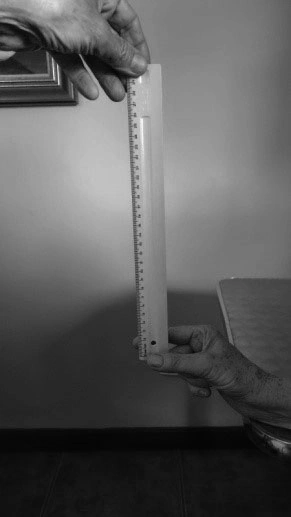 Experimento da régua para medir o tempo de reação