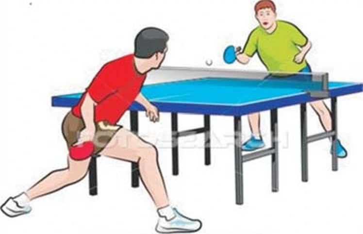 Dois jogadores em uma partida de tênis de mesa.